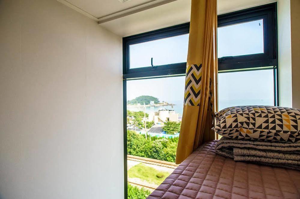 From Guesthouse بوسان المظهر الخارجي الصورة